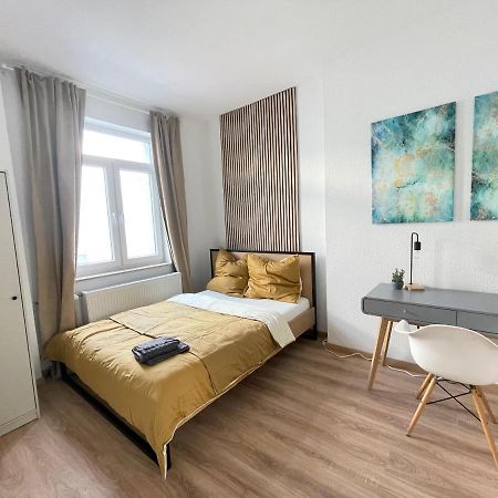 150Qm - 5 Rooms - Free Parking - Mallibase Apartments Hannover Ngoại thất bức ảnh