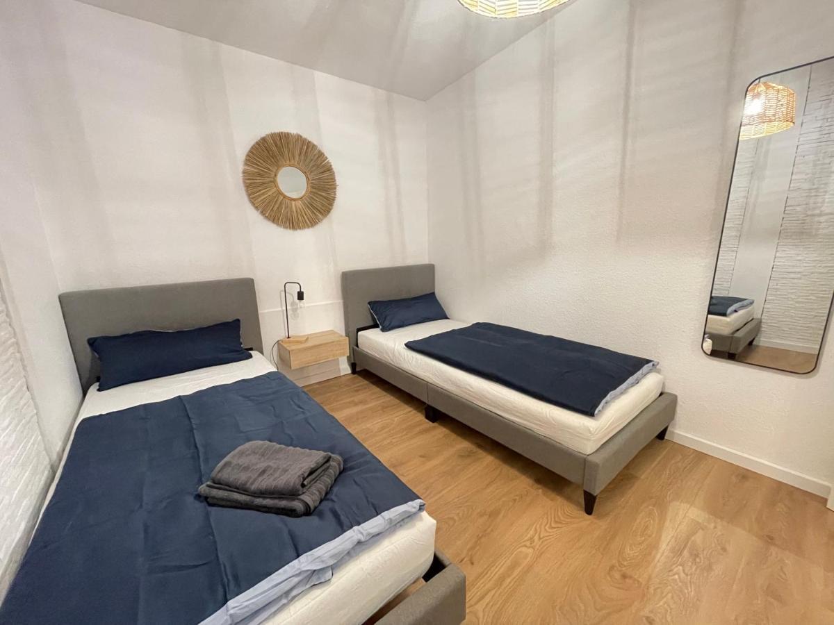 150Qm - 5 Rooms - Free Parking - Mallibase Apartments Hannover Ngoại thất bức ảnh