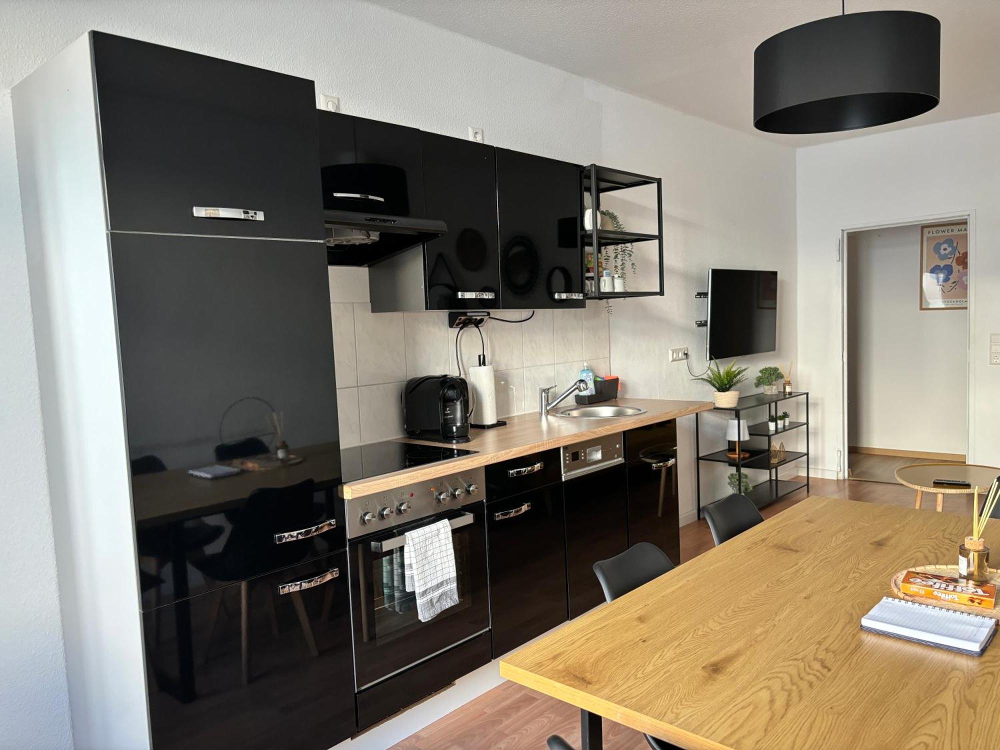 150Qm - 5 Rooms - Free Parking - Mallibase Apartments Hannover Ngoại thất bức ảnh